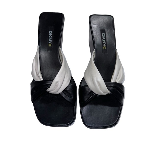 DKNY Donna Karen New York Camelia Leather Wedge Sandals , Size 10 - Picture 3 of 16